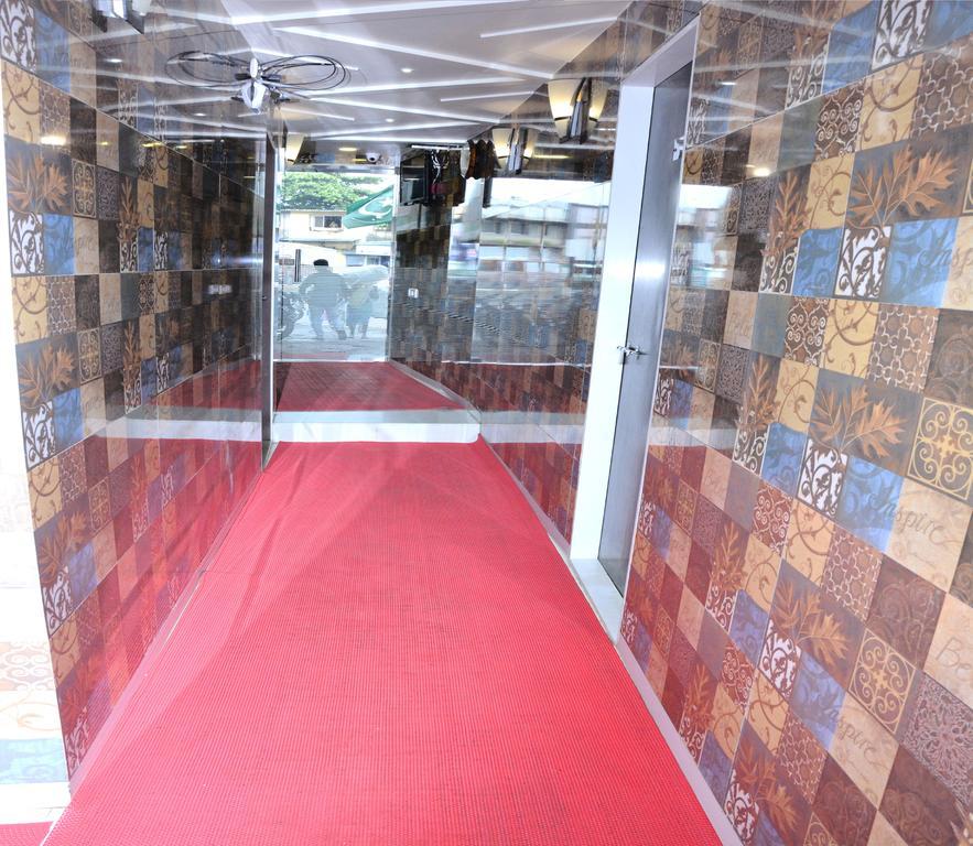 Premier Inn Bombay Extérieur photo