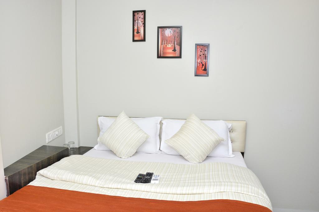 Premier Inn Bombay Extérieur photo